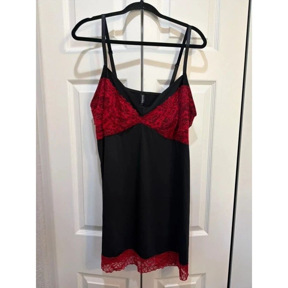 Torrid 90s Y2K Whimsigoth Black and Red Lace Nightwear Size 3X